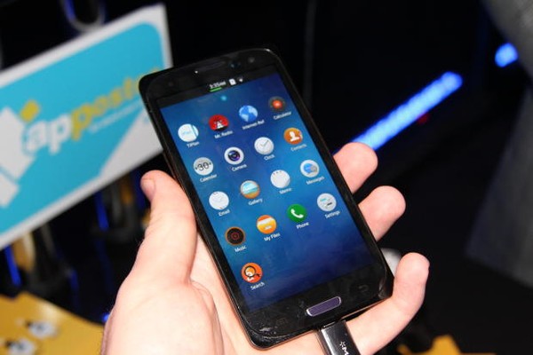 Galaxy Note 4 sẽ sử dụng ngôn ngữ thiết kế mới - 2