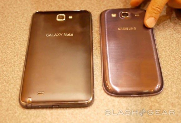 So sánh Galaxy S3 và galaxy Note - 1