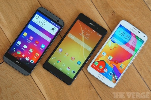 Sony Z2, Galaxy S5 và HTC One M8 đọ dáng - 1
