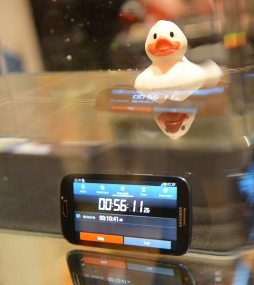 Galaxy S3 Demo cho thấy có thể sẽ có galaxy s4 chống nước - 1