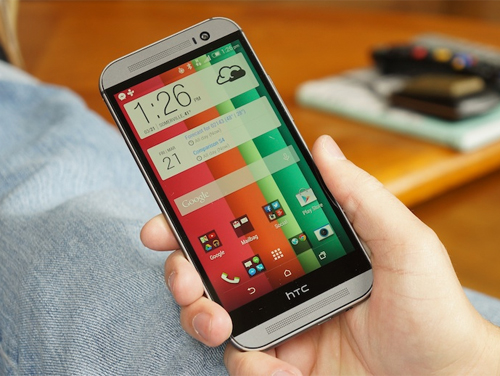 Màn hình HTC One M8 có tốc độ phản hồi nhanh nhất - 1