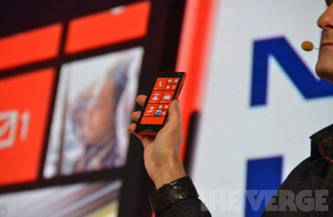 Nokia Lumia 920 chạy windows phone 8 chính thức ra mắt - 5