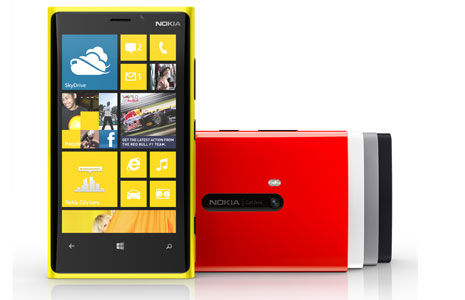 Trên tay] Nokia Lumia 520 chính hãng: giá hấp dẫn, hoạt động mượt
